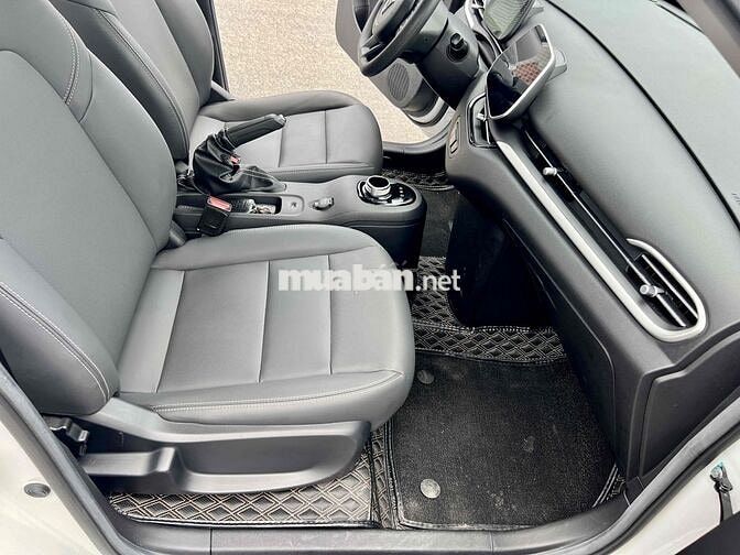 VF5 Plus 2023 - 14000 km mua pin xe đẹp keng