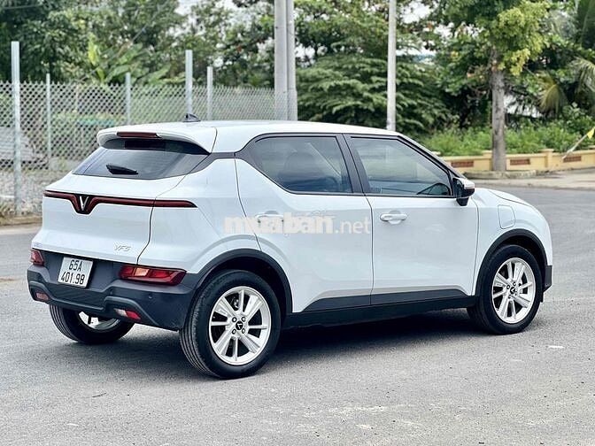 VF5 Plus 2023 - 14000 km mua pin xe đẹp keng