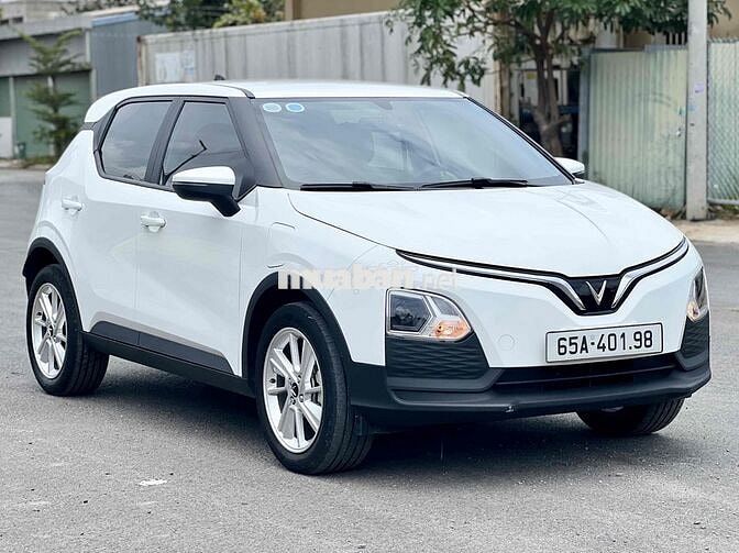 VF5 Plus 2023 - 14000 km mua pin xe đẹp keng