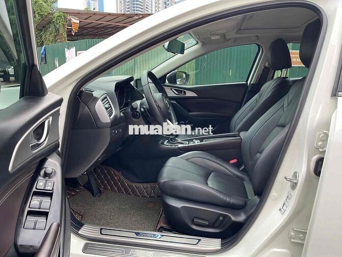 Mazda 3 Luxury 2019 siêu đẹp 4,2 vạn km