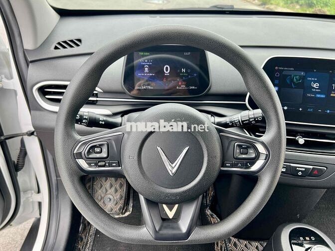VF5 Plus 2023 - 14000 km mua pin xe đẹp keng