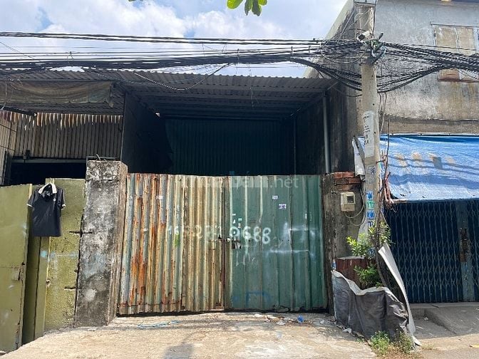 200m2 nhà xưởng 2 mặt tiền trước sau