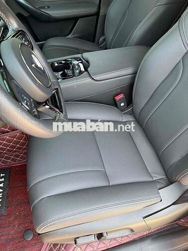 VinFast VF8 2023 Eco - 45000 km