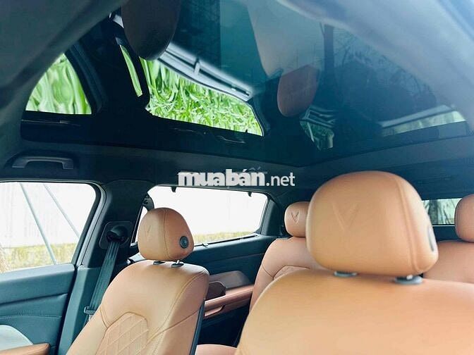 VinFast VF9 2023 Plus - 15000 km
