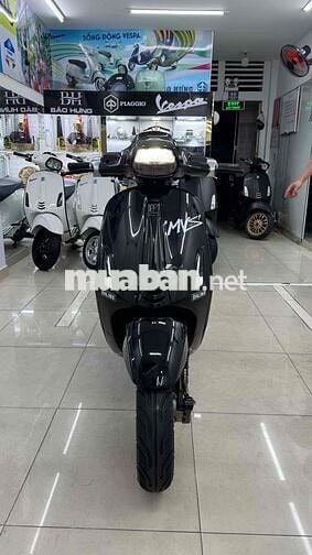 Vespa Sprint Ful đen bóng  Tặng đồ chơi