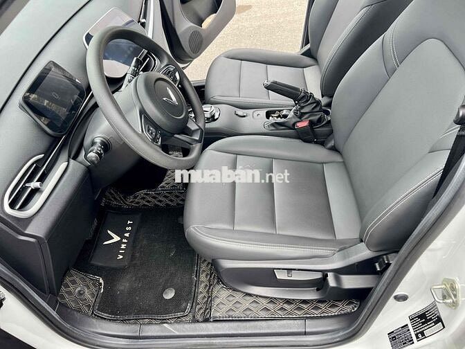 VF5 Plus 2023 - 14000 km mua pin xe đẹp keng