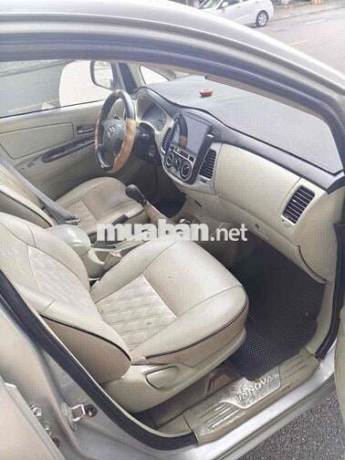 Toyota Innova 2008 J - 15248 km