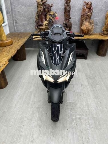 👉Vario 160cc chính chủ 2024 xe như xe mới