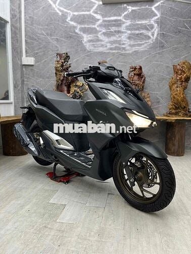 👉Vario 160cc chính chủ 2024 xe như xe mới