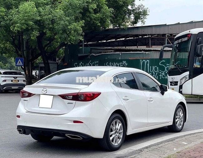 Mazda 3 Luxury 2019 siêu đẹp 4,2 vạn km