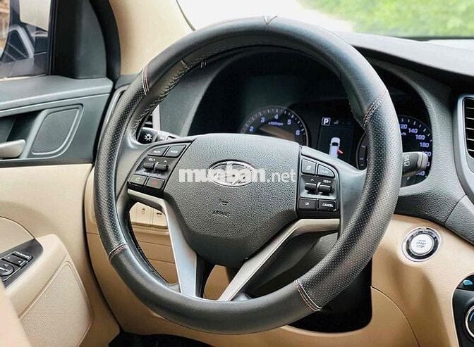 Hyundai Tucson 1.6Turbo 2018 màu trắng siêu đẹp