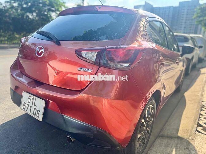 Mazda 2 2015 1.5 AT - 60000 km