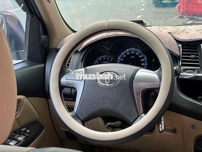 Toyota Fortuner 2014 - 90000 km