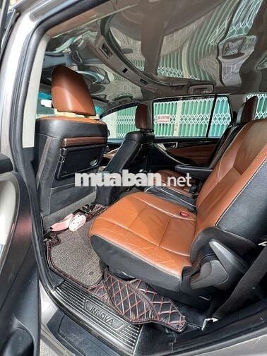Innova 2016 2.0V - 132682 km