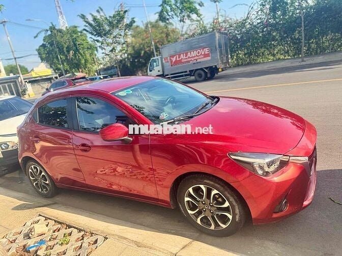 Mazda 2 2015 1.5 AT - 60000 km