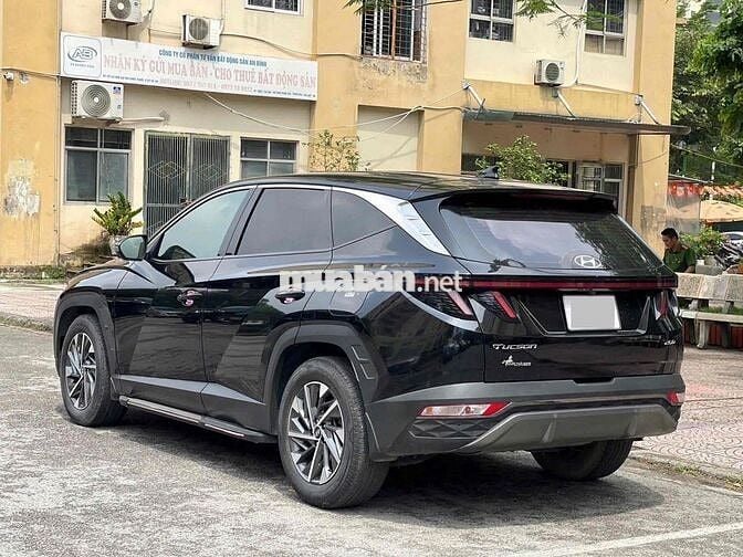 Hyundai Tucson 2.0 dầu đặc biệt sx 2002 màu đen
