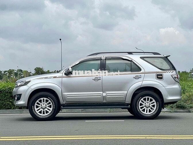 Toyota Fortuner 2014 - 90000 km