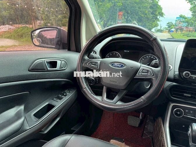 Ford Focus 2019 1.5L EcoBoost Titanium - 12345 km