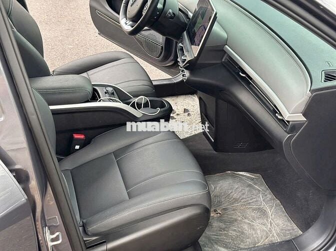 VinFast VF6 2024 S - 29000 km