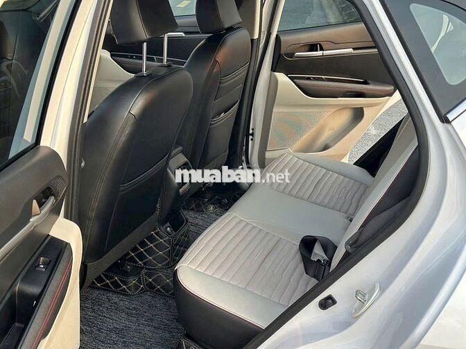 Kia Sonet 2024 Premium 1.5 AT - 12000 km