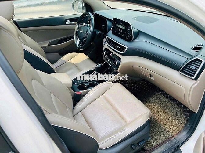 Hyundai Tucson 2.0ATH sx 2021 màu trắng siêu đẹp
