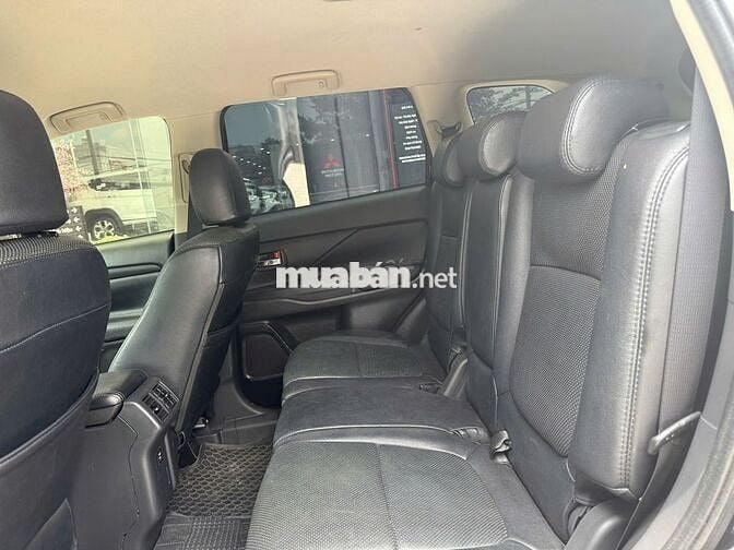 Mitsubishi Outlander CVT 2019 Màu Đen Odo 66.800km