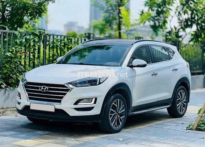 Hyundai Tucson 2.0ATH sx 2021 màu trắng siêu đẹp