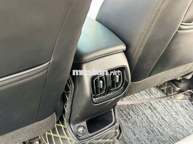 Kia Sonet 2024 Premium 1.5 AT - 12000 km