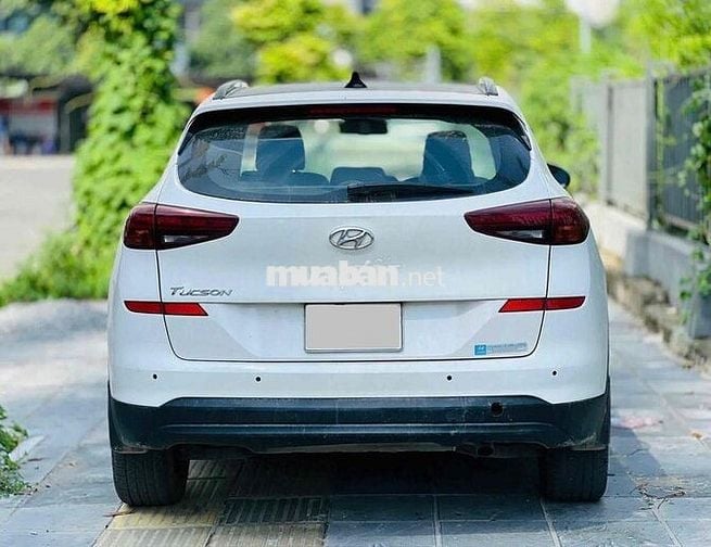 Hyundai Tucson 2.0ATH sx 2021 màu trắng siêu đẹp
