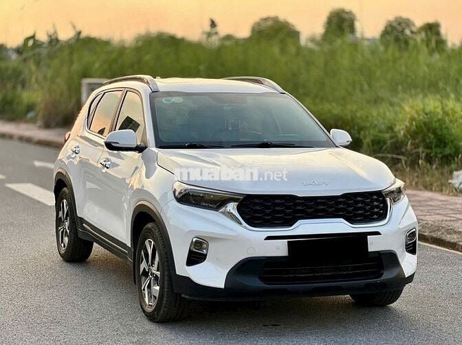 Kia Sonet 2024 Premium 1.5 AT - 12000 km
