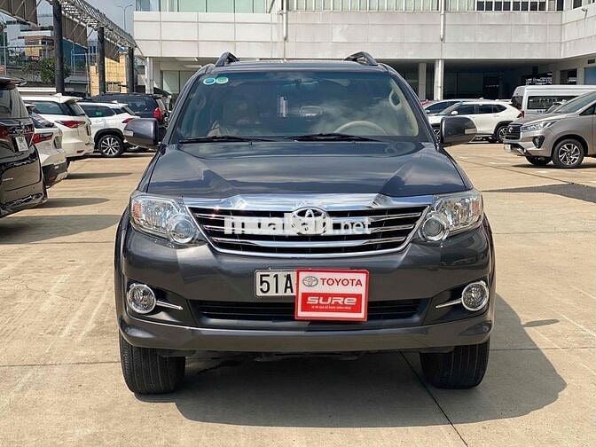 Toyota Fortuner 2014 2.7V 4x2 - 98000 km