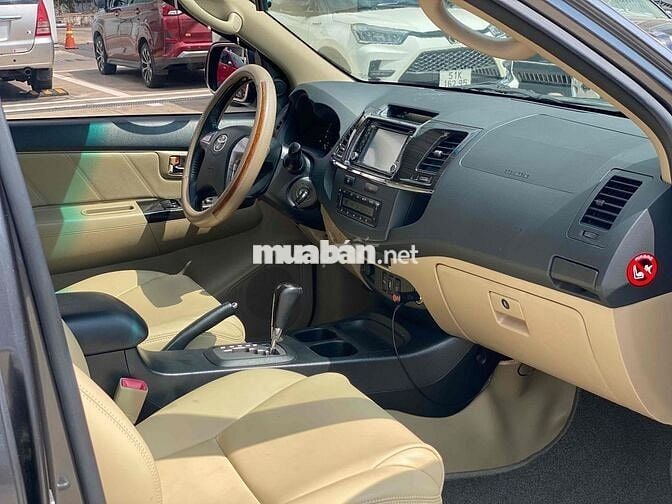 Toyota Fortuner 2014 2.7V 4x2 - 98000 km