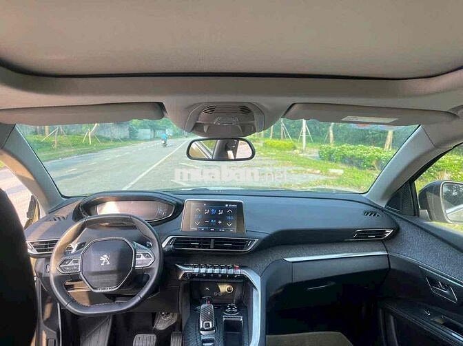 Peugeot 3008 2018 1.6L Turbo - 4 km
