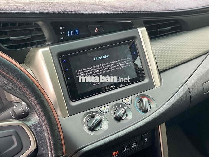Toyota Innova 2021 E 2.0 MT - 71000 km