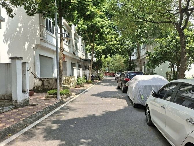 Cho thuê nhà 4 tầng xây thô hoàn thiện mặt ngoài khu Hải Âu