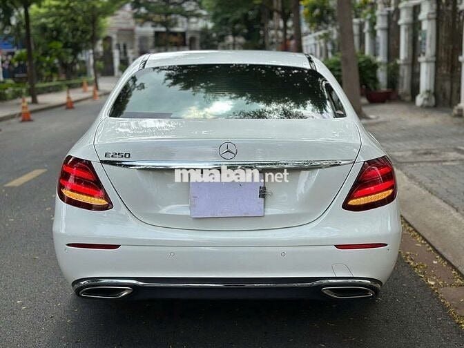 Mercedes Benz E Class E250 2017 form 2018 siêu đẹp