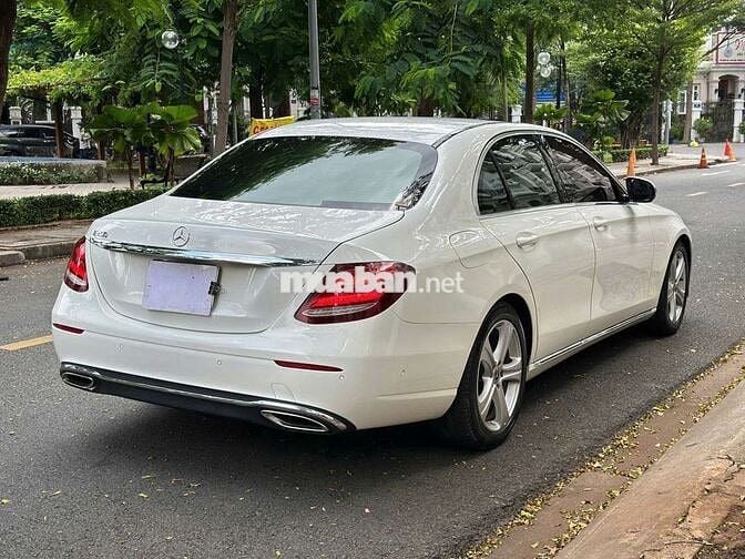 Mercedes Benz E Class E250 2017 form 2018 siêu đẹp