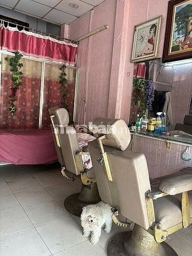 Sang tiệm tóc mặt tiền Trương Phước Phan, Bình Tân, 5x15m, có 3 phòng