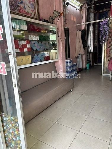 Sang tiệm tóc mặt tiền Trương Phước Phan, Bình Tân, 5x15m, có 3 phòng