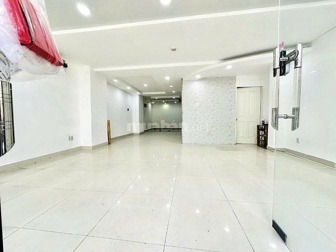 Cho thuê nhanh mặt bằng tầng trệt Hưng Gia  , Phú Mỹ Hưng ,Quận 7.