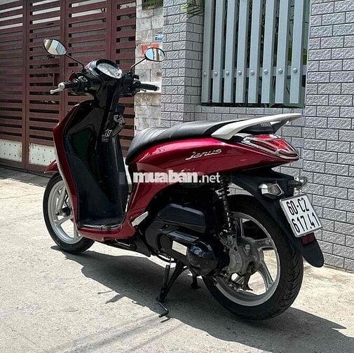 Janus đẹp, máy êm thì thầm bao vọt