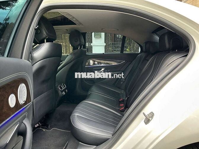 Mercedes Benz E Class E250 2017 form 2018 siêu đẹp