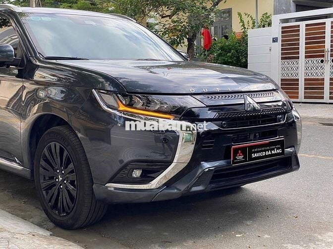 Mitsubishi Outlander 2024 Premium 2.0 CVT 11000 km