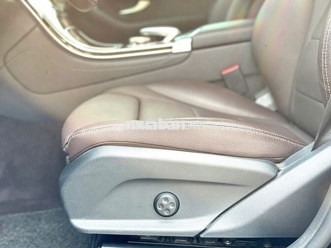 Mercedes Benz GLC200 2018 - 50000 km