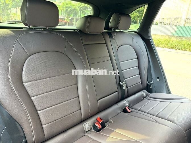 Mercedes Benz GLC200 2018 - 50000 km