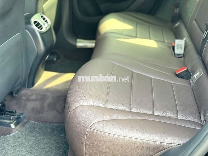 Mercedes Benz GLC200 2018 - 50000 km