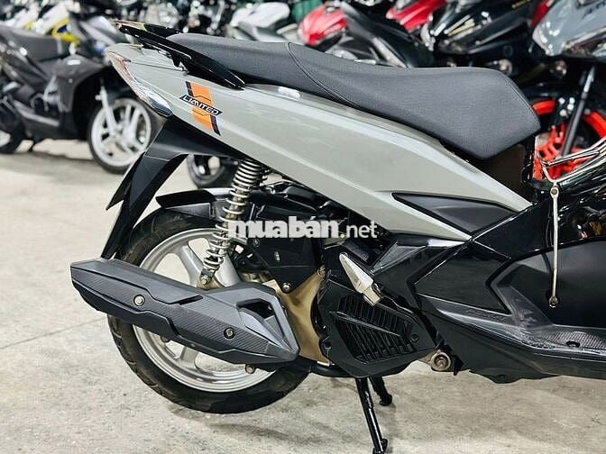 XE MÁYTHANH TÙNG_AIR BLADE 125 ĐÈN LED XÁM BIỂN 29