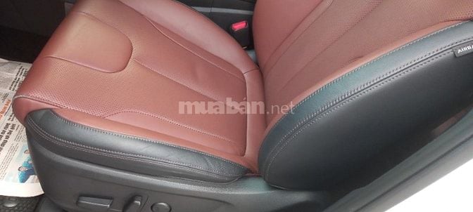 Cần bán xe huynhdai santafe đời cuối 2023,xang tiêu chuẩn 