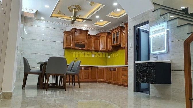 CHO THUÊ NHÀ BÊN HÔNG KHU ĐÔ THỊ VẠN PHÚC,KHU DÂN CƯ HIỆN ĐẠI,SẠCH SẼ