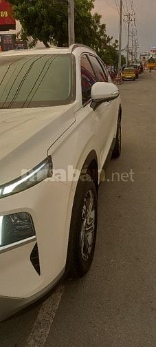 Cần bán xe huynhdai santafe đời cuối 2023,xang tiêu chuẩn 